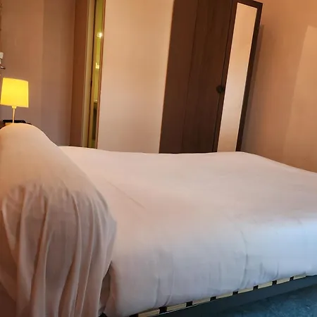 2 丰特奈勒孔特